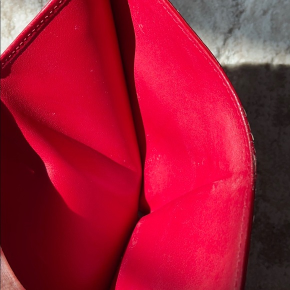 Louis Vuitton Red Monogram Vernis Koala Wallet - Picture 11 of 14